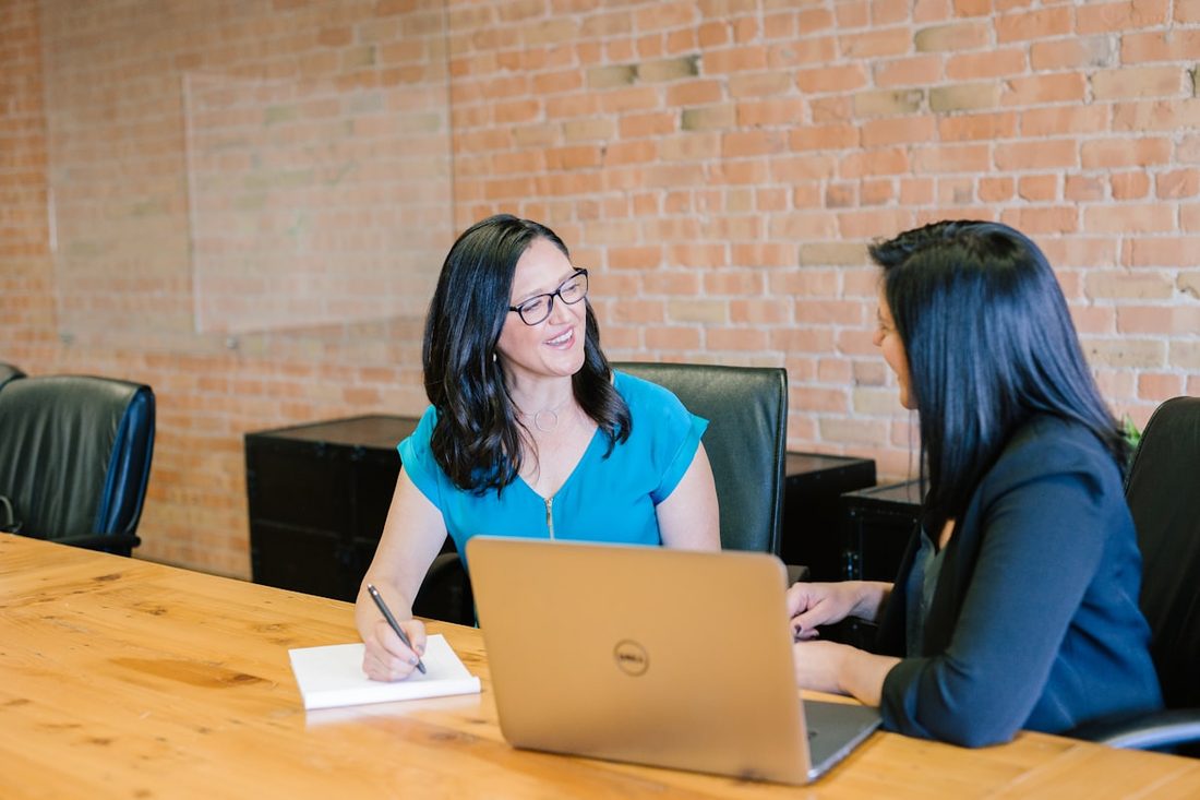 Account manager consulting with a practice